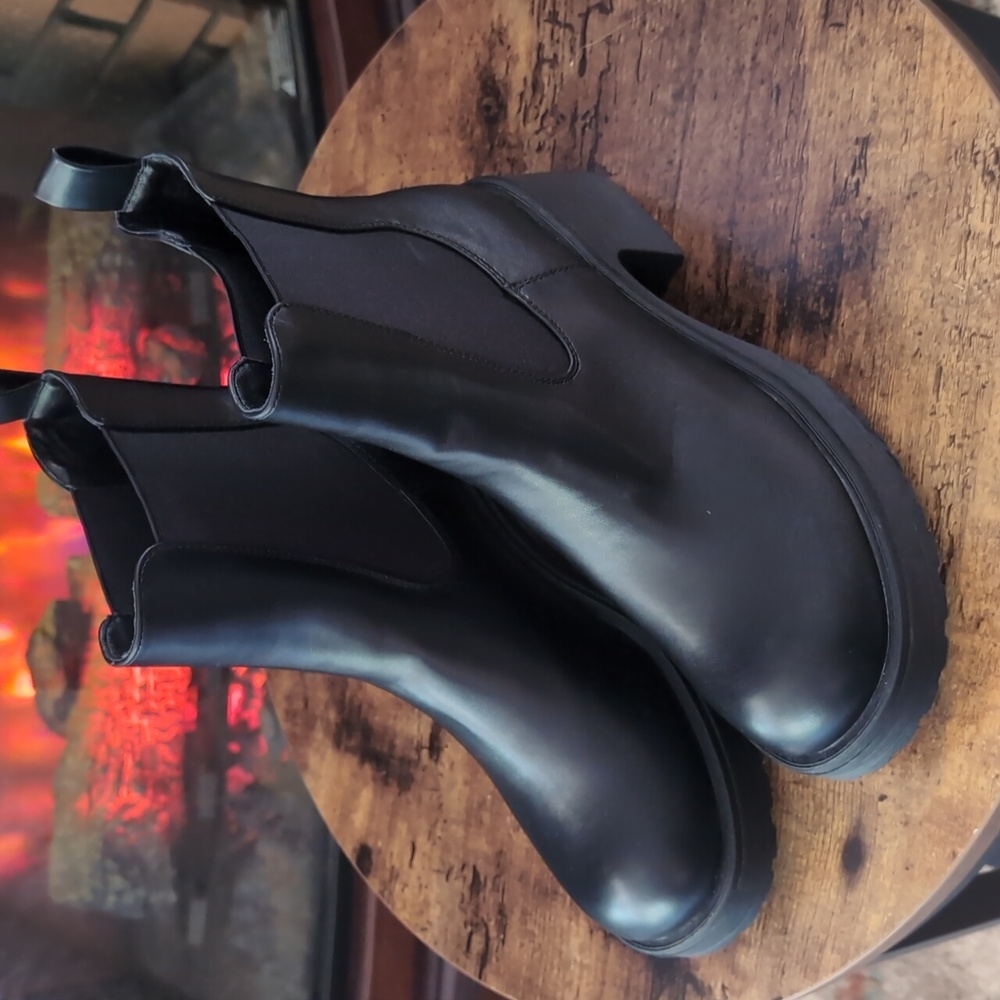DL 1990 BOOTS